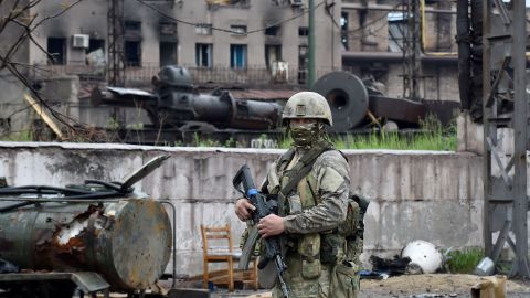Втрати ворога: ЗСУ знищили 215 російських вертольотів та 246 літаків