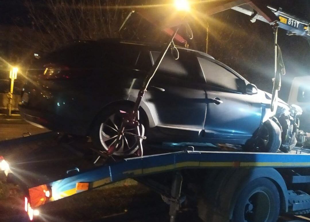 У Львові нетверезий водій розбив дві автівки