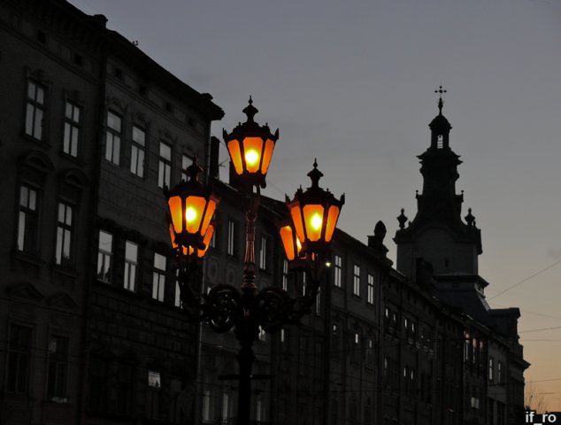На Львівщині частково заборонили зовнішнє освітлення вулиць