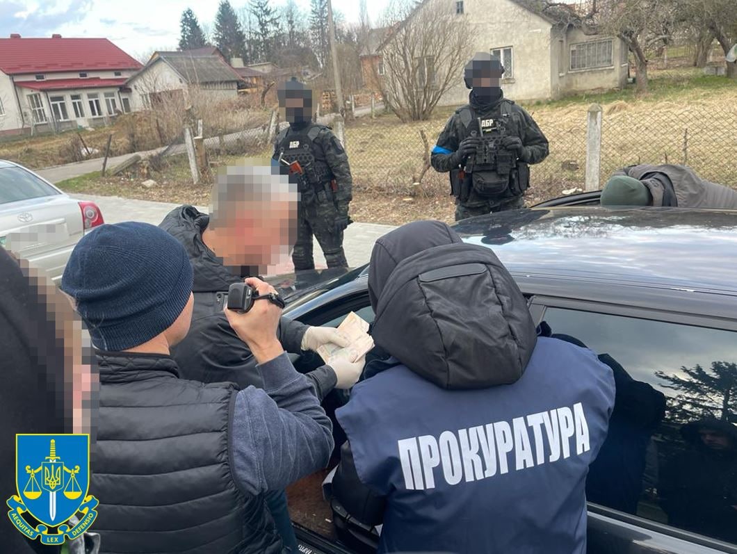 Справу про продаж посадовцем гуманітарної допомоги передано до суду
