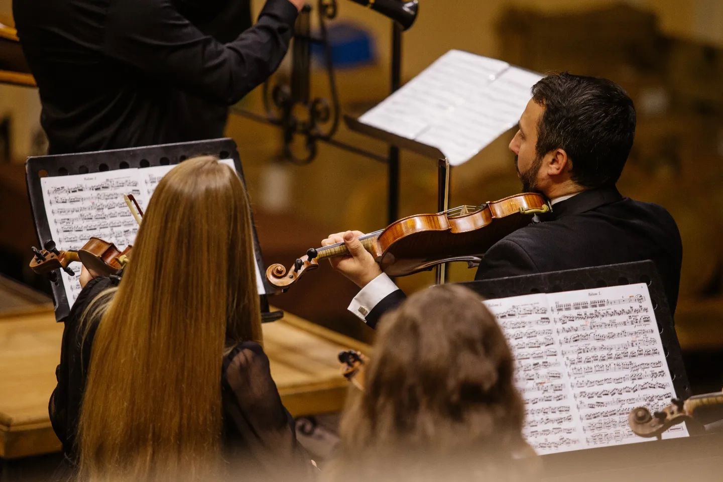 З подарунками від фінів: до Львова приїхала всесвітньовідома диригентка Даля Стасевська