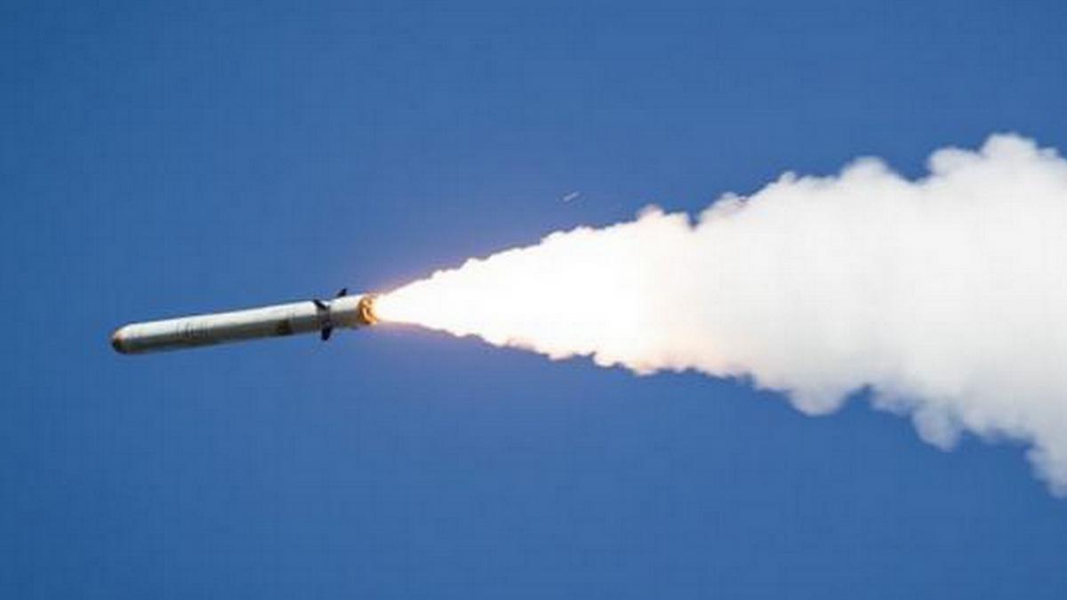 Ракетна атака на Львівщину: очевидці повідомляють про прильоти (ОНОВЛЮЄТЬСЯ)