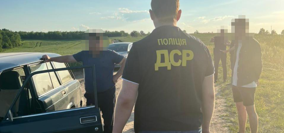 Чотири кримінальні провадження не заважають працювати на посаді керівнику Мостиського військового лісництва