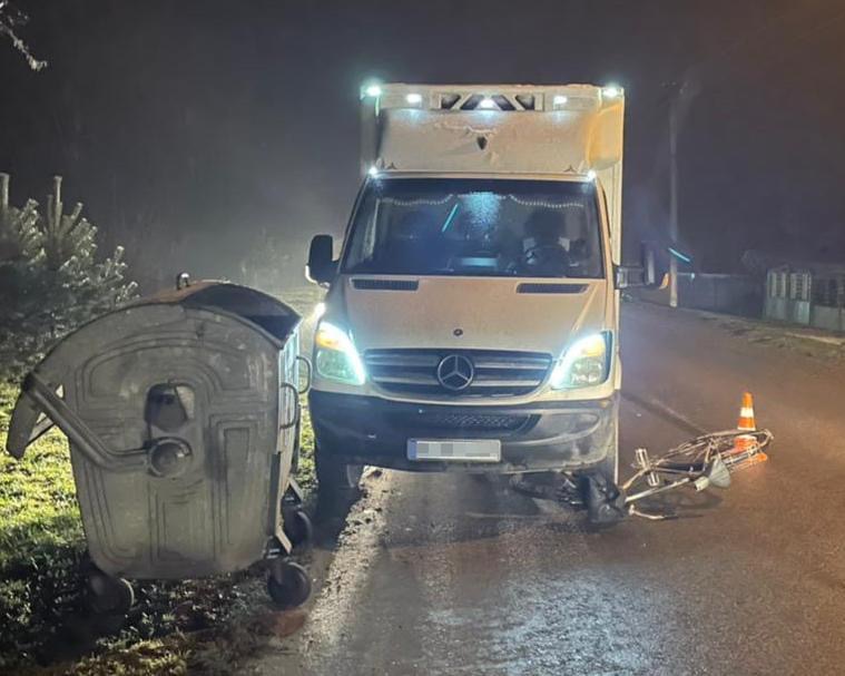 На Львівщині бус збив літнього велосипедиста