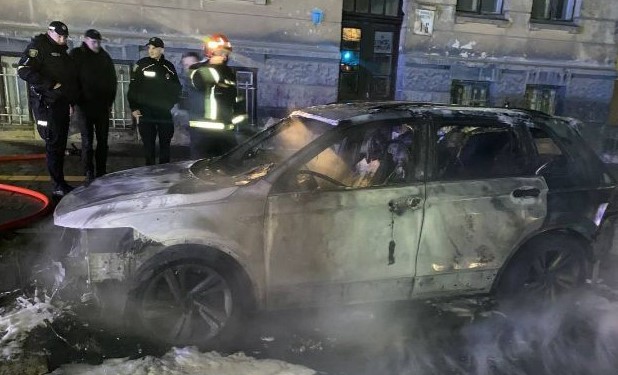 33-річний житель Луганщини вночі спалив автівку у Львові