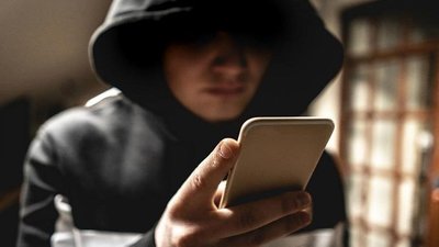 Створили у фейковій «Дії» е-паспорти і отримували чужі товари: у Львові затримали двох студентів