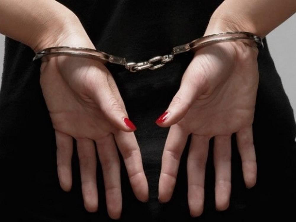 Львів’янка викрала у 68-річної жінки 5 тисяч гривень: її затримали і повідомили про підозру