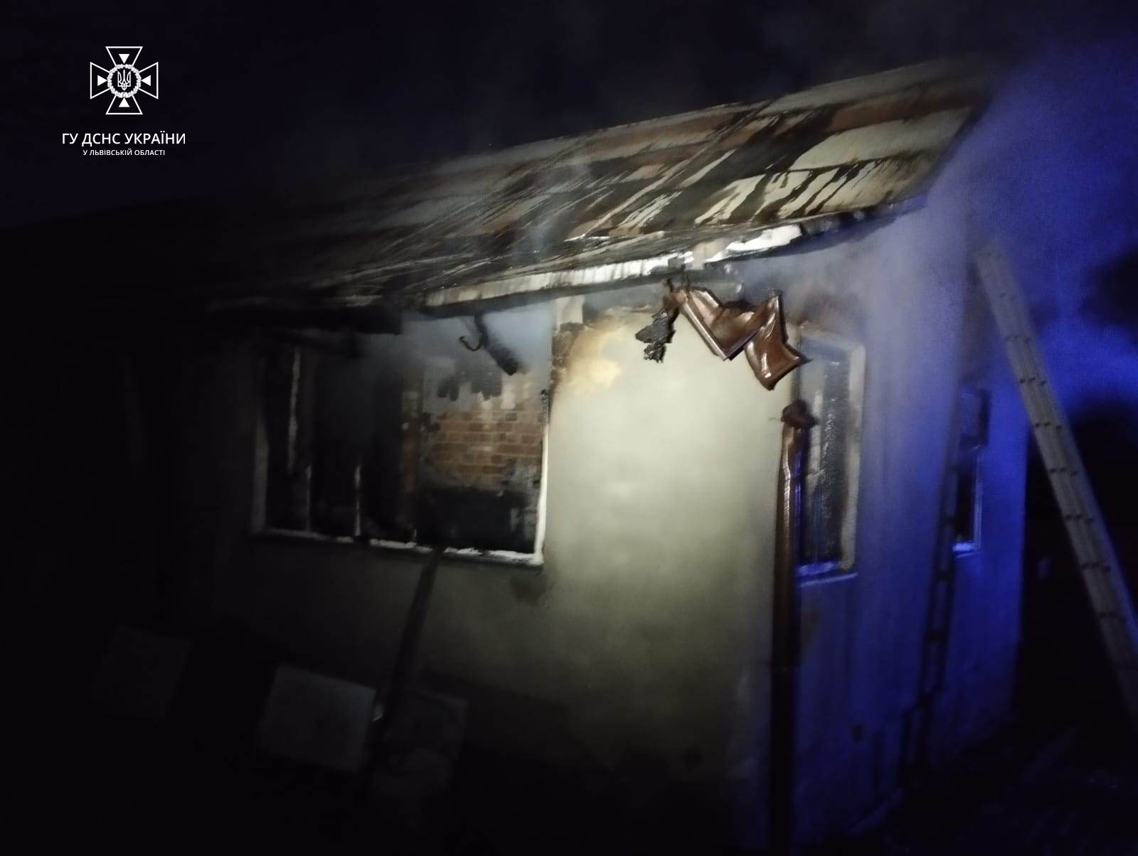 Згорів у літній кухні: в Старому Самборі в пожежі загинув літній чоловік
