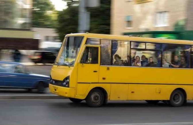 У Львові водій маршрутки загинув за кермом