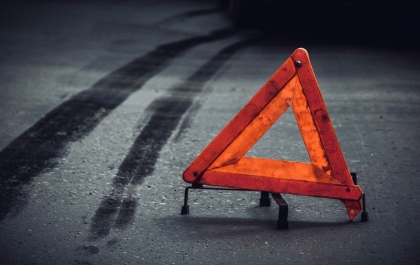 У пʼятницю ввечері водійка Nissan у Львові збила двох пішоходів
