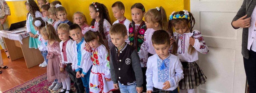 В селі на Самбірщині влада хоче закрити школу: батьки виступили категорично проти