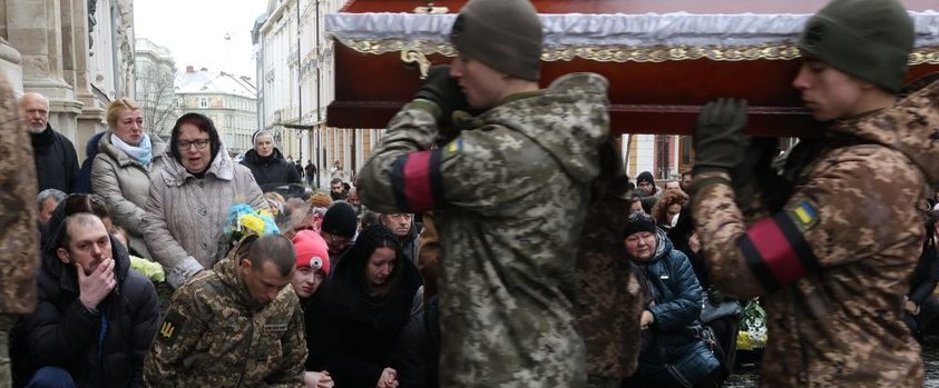 У середу Львів попрощається із трьома Героями