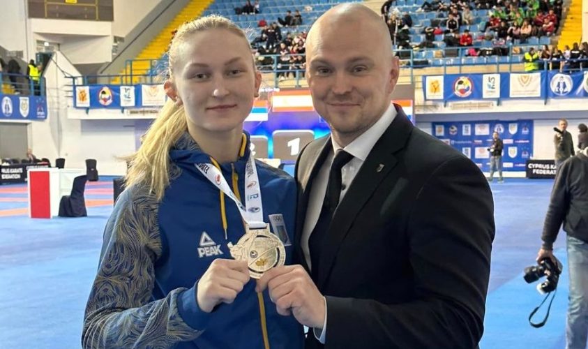 Львів’янка Юлія Крот на чемпіонаті Європи з карате здобула срібло