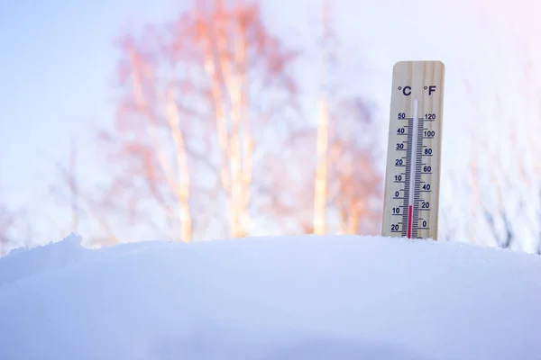 Морози потрохи відступають: синоптики розповіли, якою буде погода завтра на Львівщині