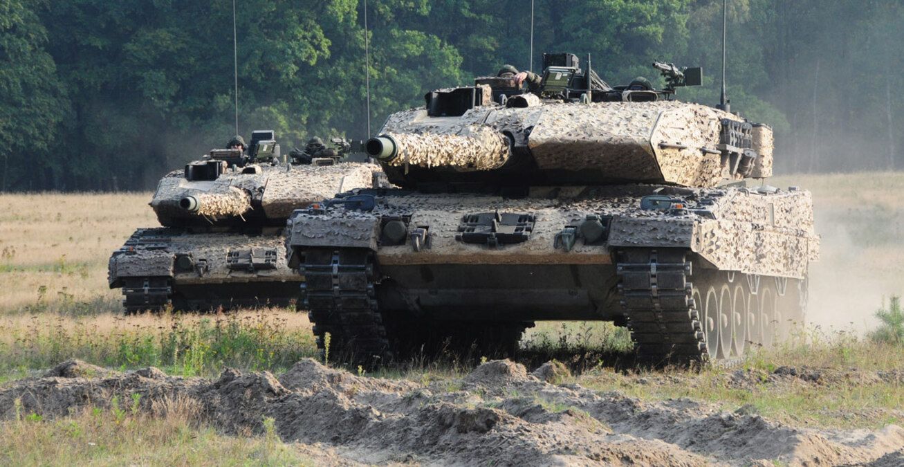 Польща передала Україні перші танки Leopard