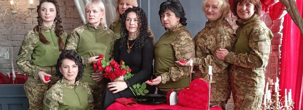 Я плакала, коли фотографувалась у військовій формі: у Львові започаткували фотопроект для жінок, які втратили рідних на війні