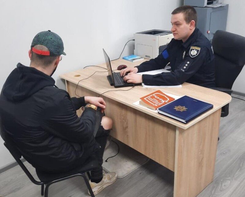 У Львові судитимуть шахрая, який видурив 20 тисяч гривень за продаж неіснуючої машини