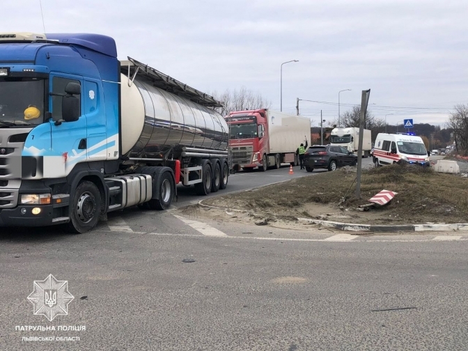 На об‘їзній Львова трапилась ДТП з потерпілими