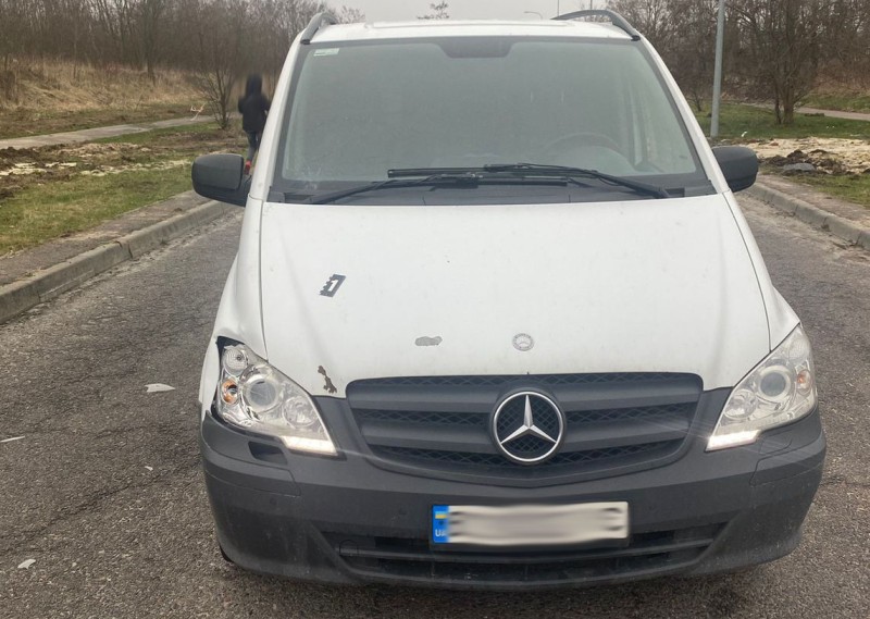 У Львові біля “Арени Львів” мікроавтобус збив жінку