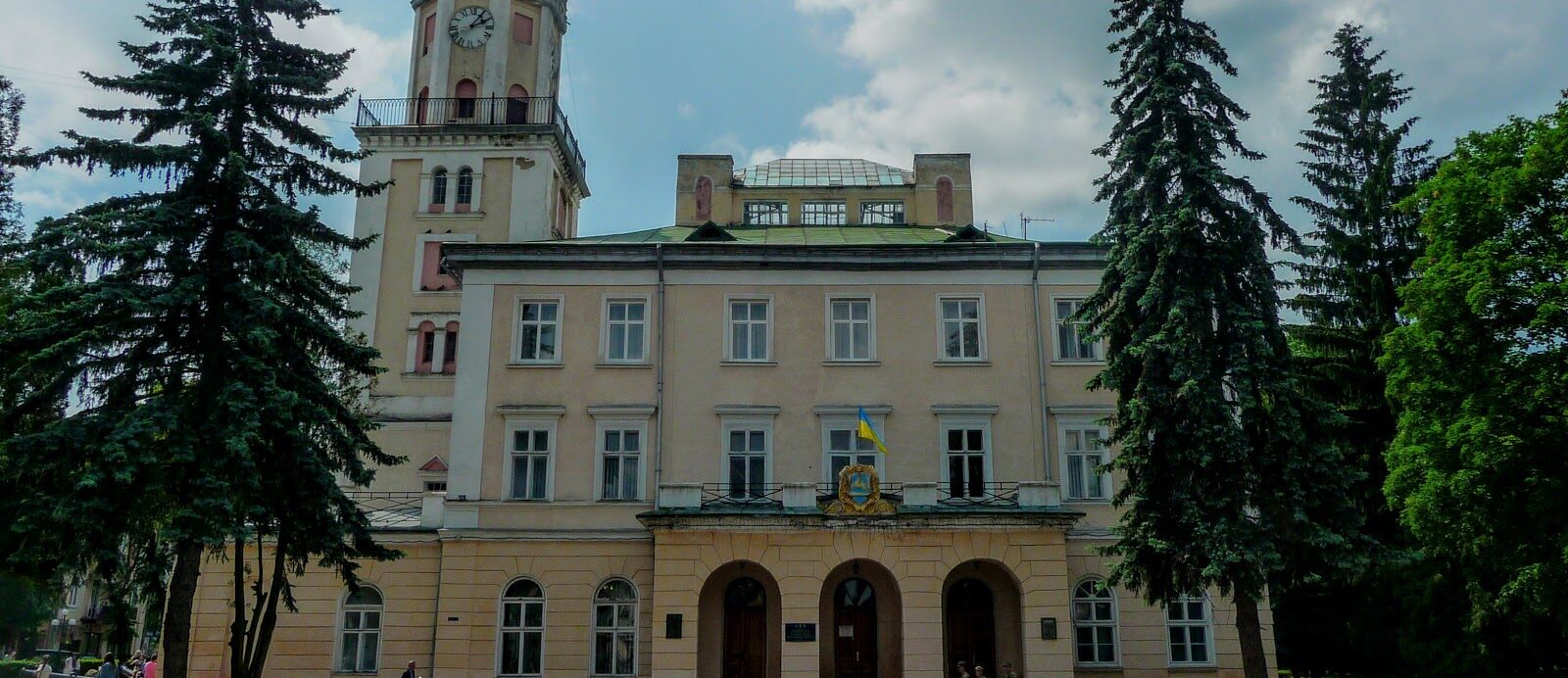 В Самбірській громаді заборонили діяльність УПЦ МП (ФОТО)