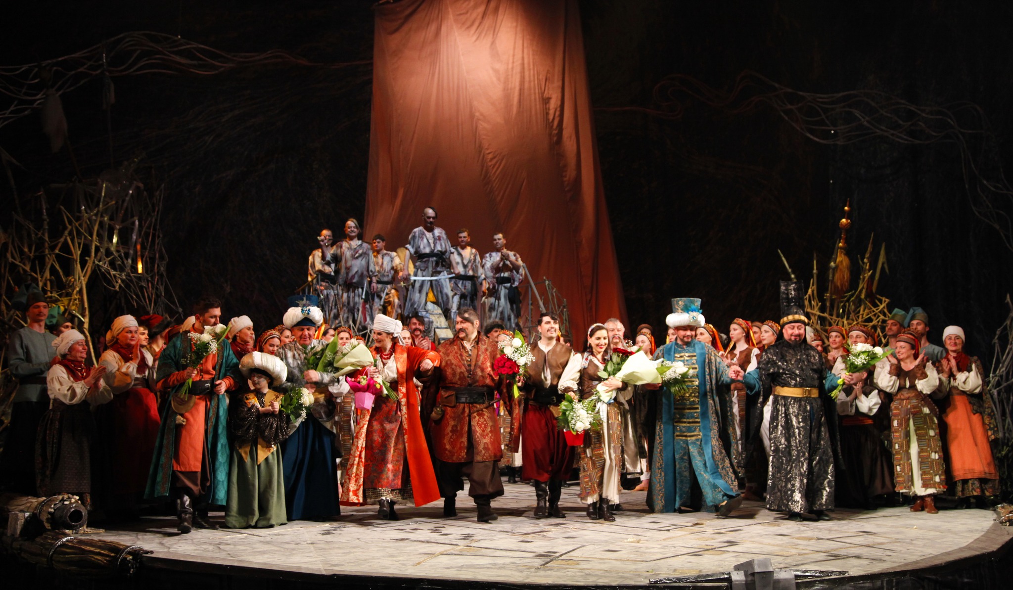 Новий виклик: у Львові відбувся допрем’єрний показ опери «Запорожець за Дунаєм»