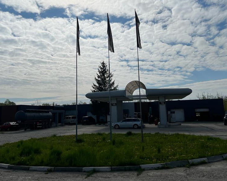 У Стрийському районі підпільно виготовляли пальне в особливо великих масштабах