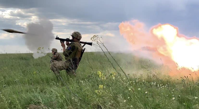 Втрати ворога: 40 артилерійських систем і гелікоптер росіян знищили ЗСУ вчора