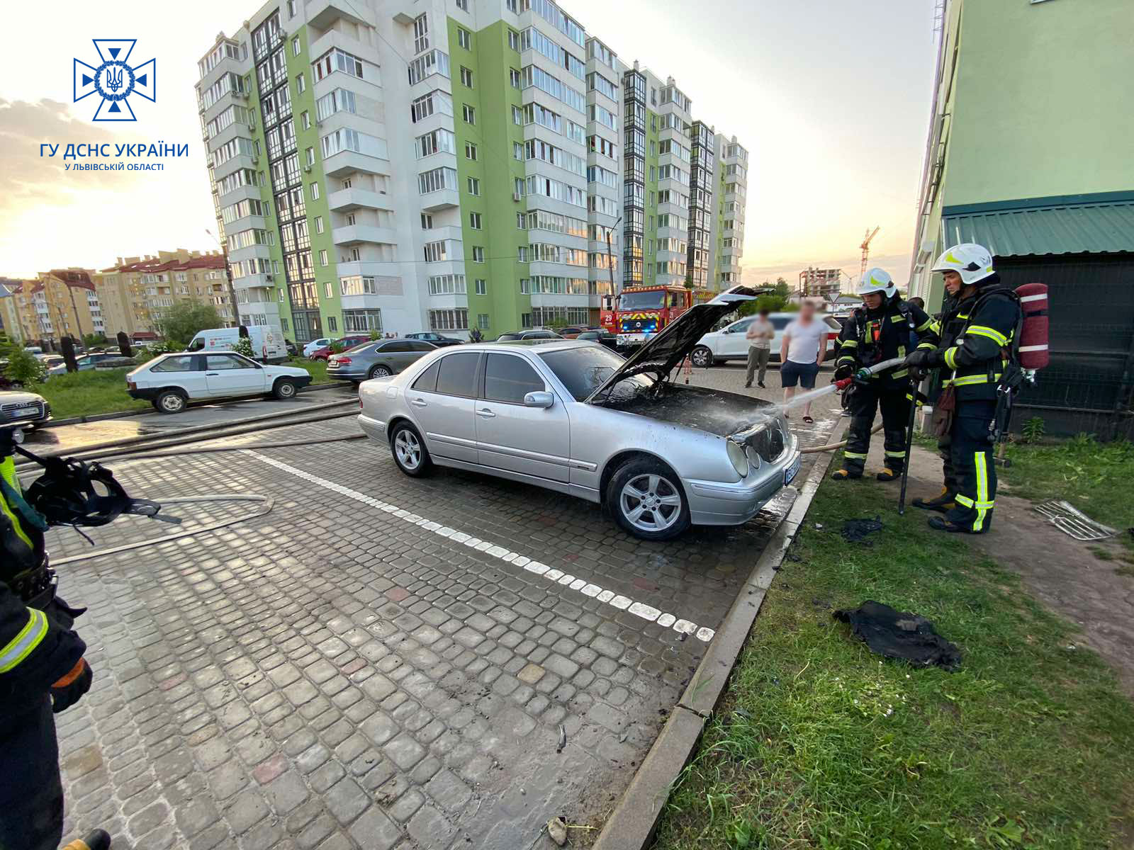 За минулу добу на Львівщині горіли два автомобілі