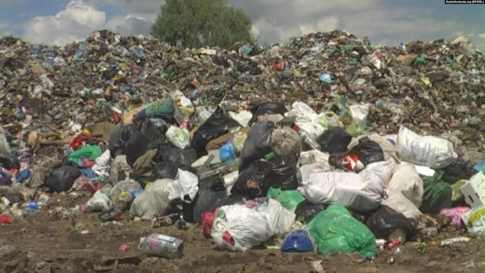 Стало відомо, які міста на Львівщині зараз приймають сміття зі Львова