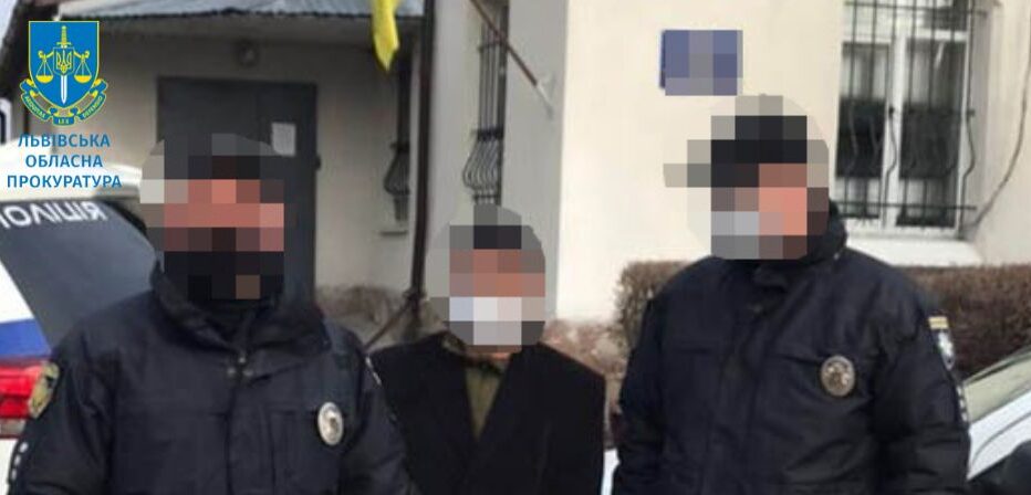 Чоловіка, який вбив дідуся в одному з сіл на Золочівщині, засудили на 12 років тюрми