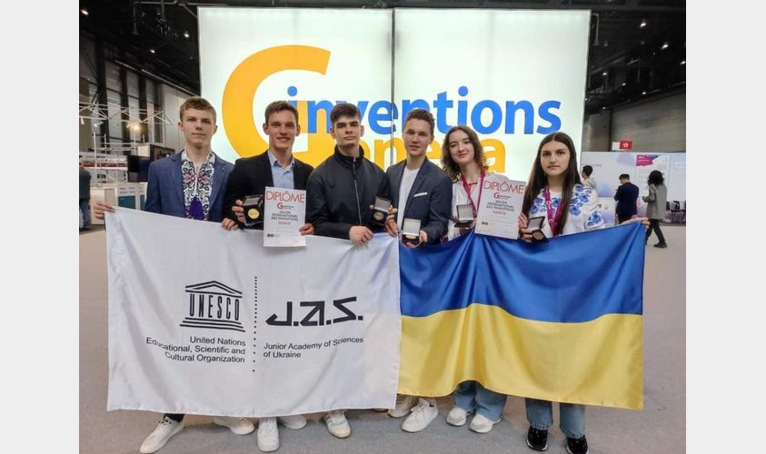 Львівська школярка здобула бронзову медаль на міжнародній науковій виставці
