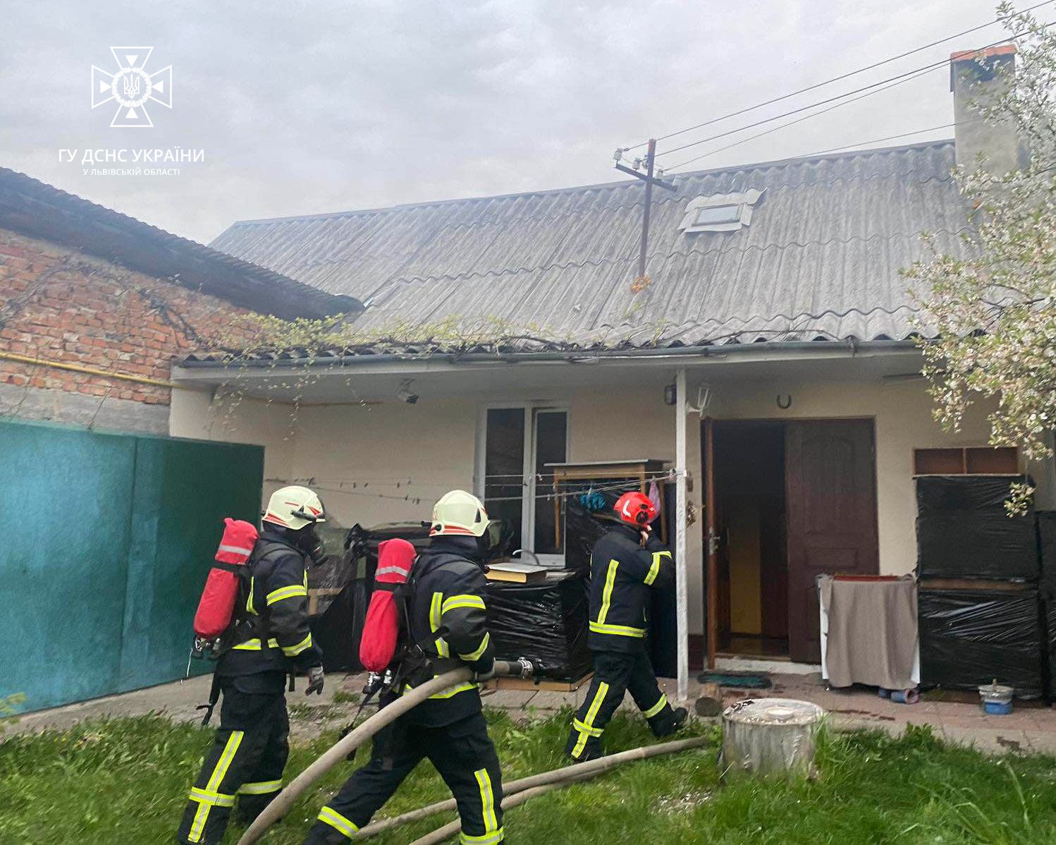 У Перемишлянах ледь не згорів житловий будинок