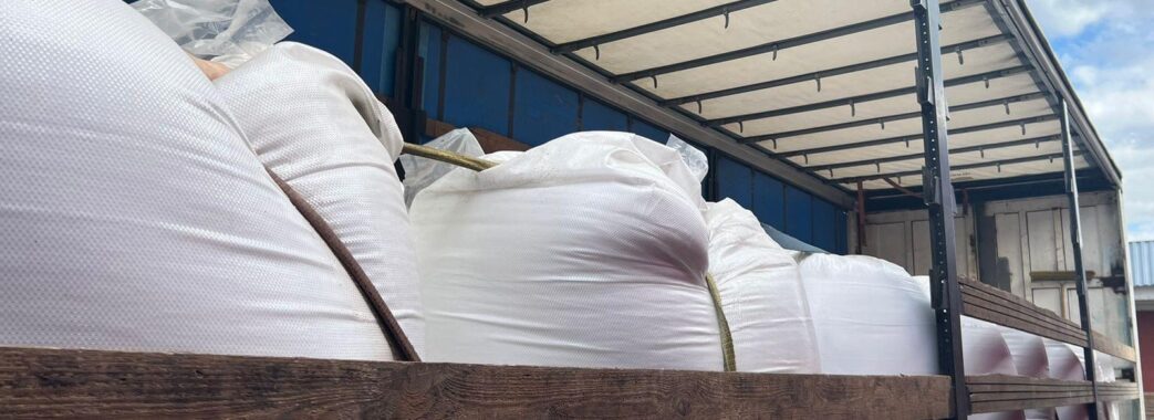 Через ПП «Рава-Руська» намагались перевести понад 20 тисяч кг добрива з Білорусі