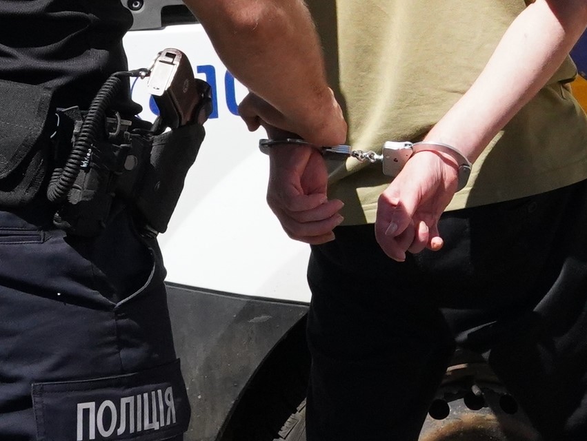 В Самборі на автовокзалі побились двоє п’яних чоловіків: потерпілий у реанімації