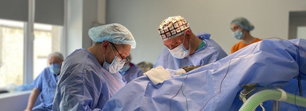 У Львові медики вперше самостійно провели операцію з пробудженням