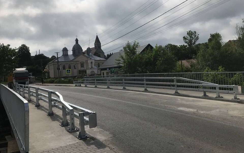 На Дрогобиччині відремонтували міст