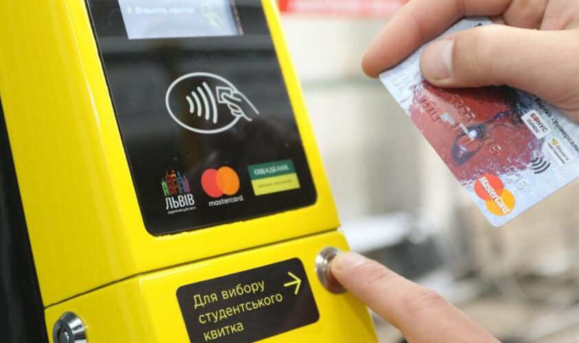 У Львові запрацювала безготівкова оплата на ще одному маршруті