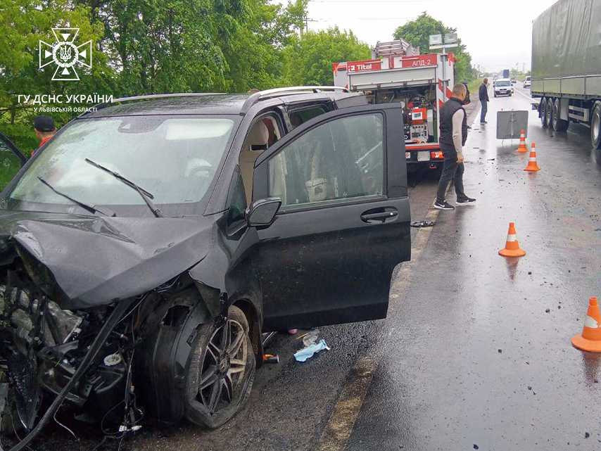 На Яворівщині в аварії загинув чоловік