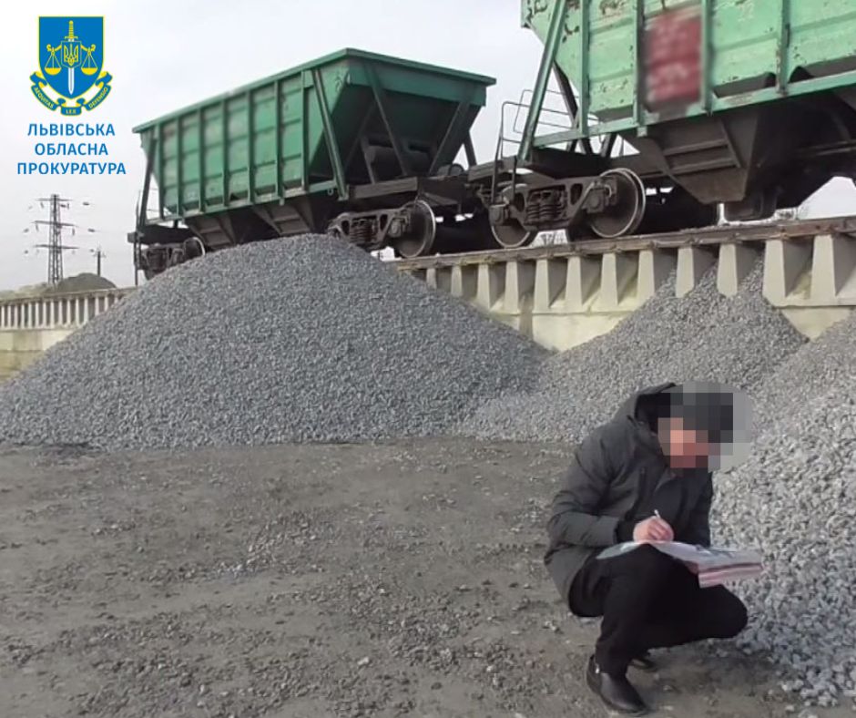 Ексдиректора комунального підприємств на Яворівщині підозрюють у махінаціях на 2 млн грн