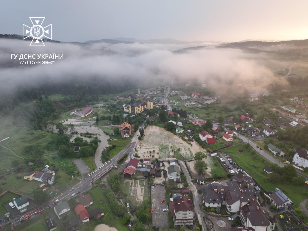Підтоплено сотню будинків: оновлені дані щодо наслідків негоди у Східниці (ФОТО)