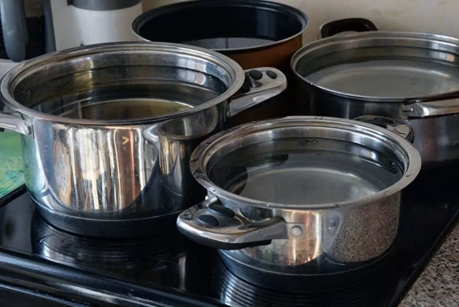 Частині львів’ян відключать гарячу воду до кінця серпня