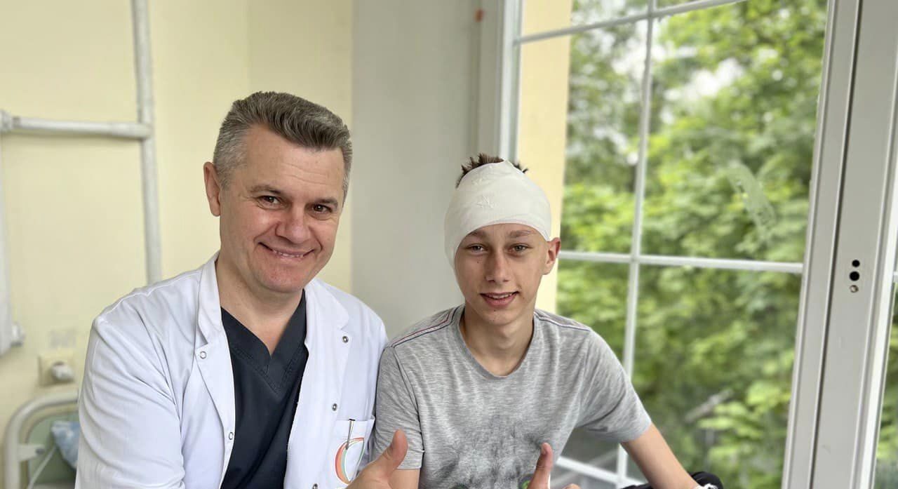 Могло призвести до тромбозу: у Львові прооперували 16-річного хлопця, у якого було гнійне запалення
