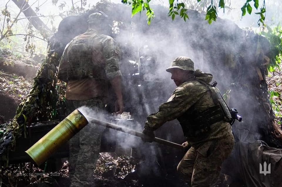 Втрати ворога: Сили оборони вчора знищили ще один гелікоптер і 600 росіян