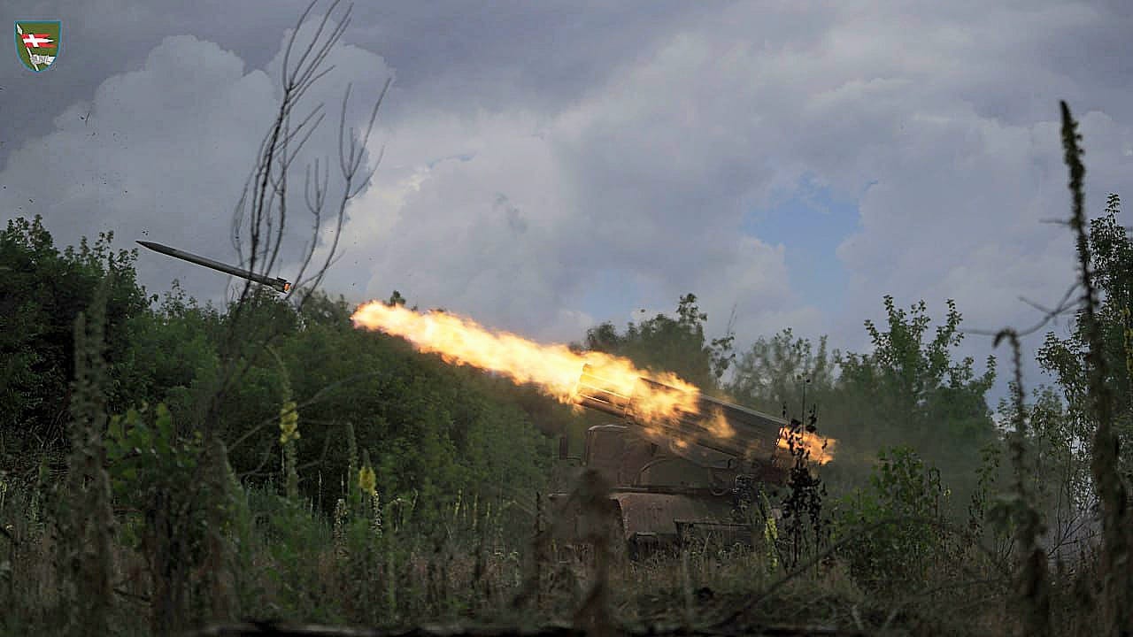 Втрати ворога: вчора українські оборонці знищили 790 російських окупантів