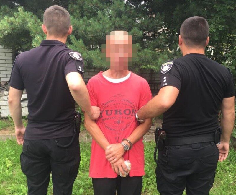 На Львівщині затримали 47-річного чоловіка, який хотів вбити знайомого