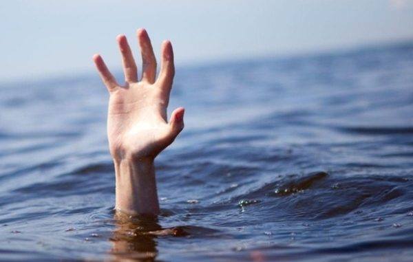 З річки Дністер дістали тіло чоловіка, який потонув три дні тому