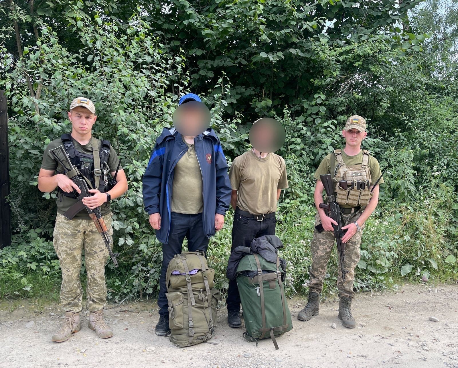 Біля кордону на Львівщині затримали двох харків’ян, які хотіли втекти до ЄС