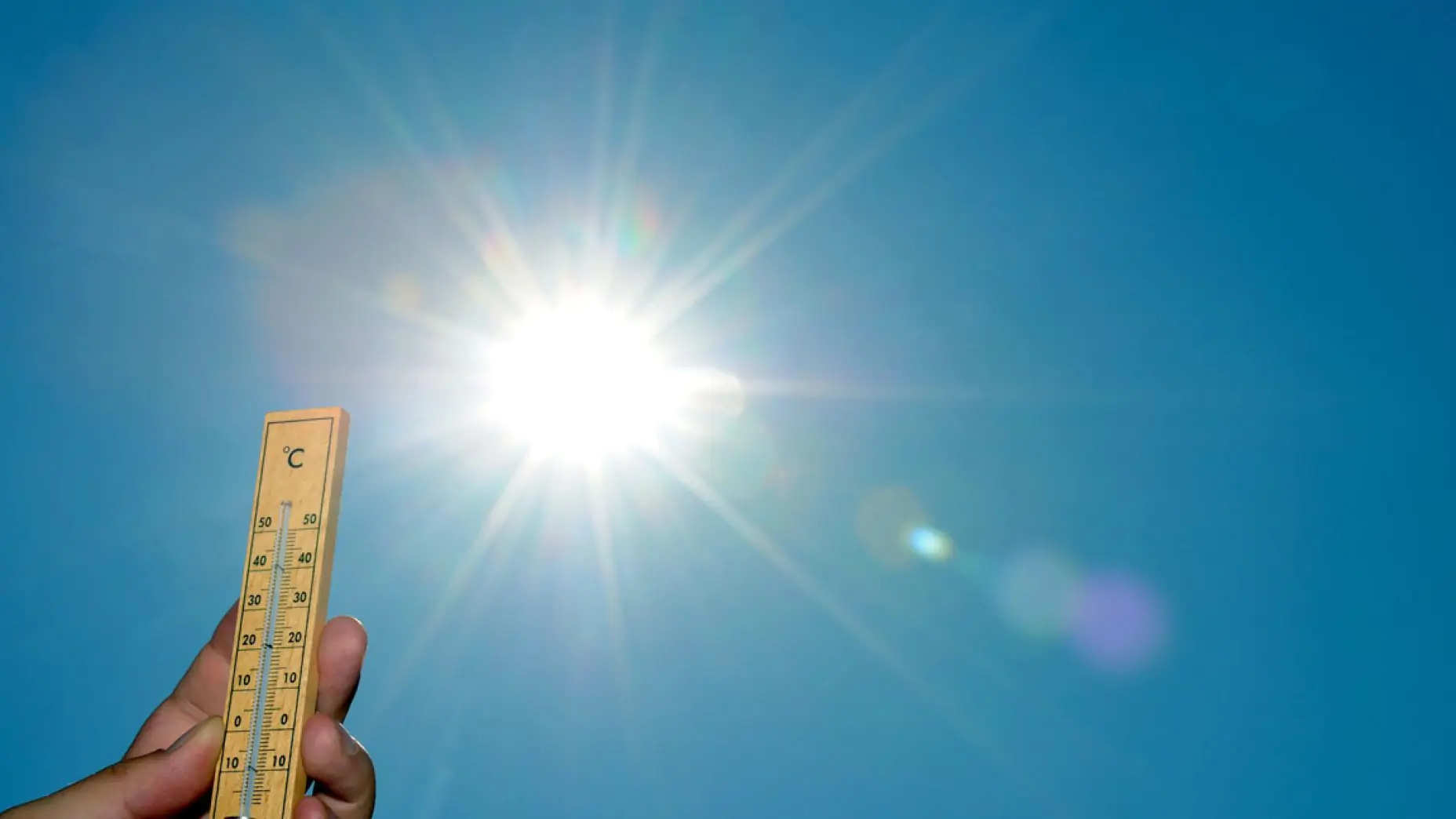 Спекотна неділя: завтра на Львівщині прогнозують до 33° тепла