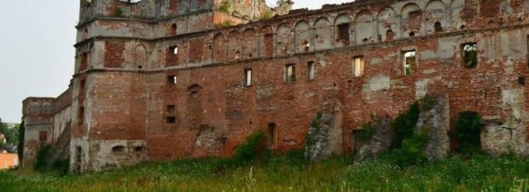 На Львівщині замок XVII століття повернули у власність держави