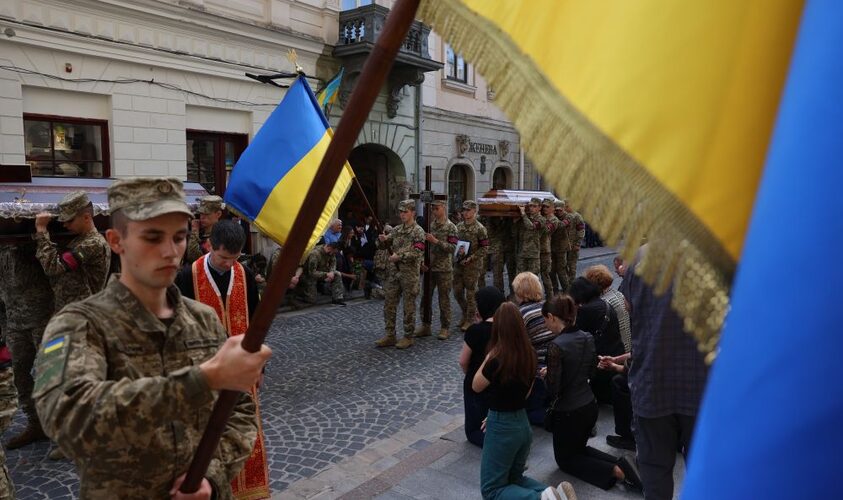 У Львові прощатимуться із двома Героями